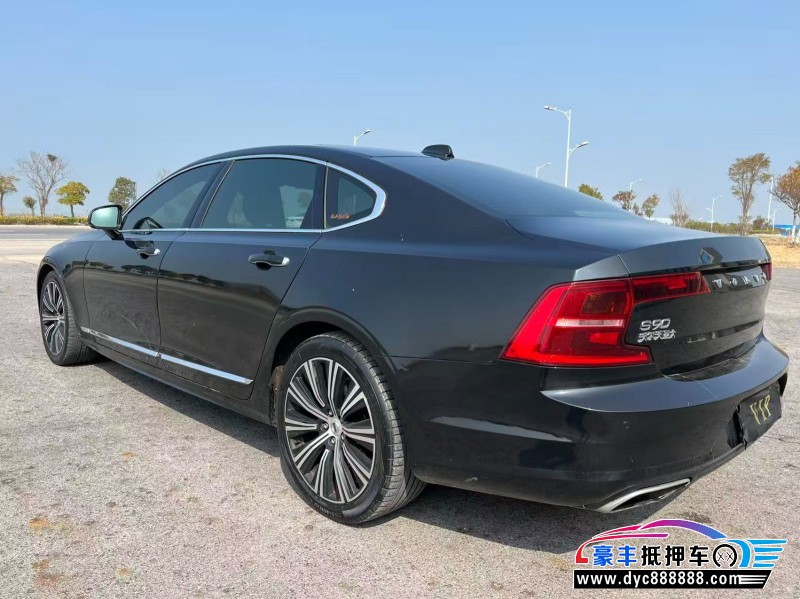 19年沃尔沃S90轿车抵押车出售