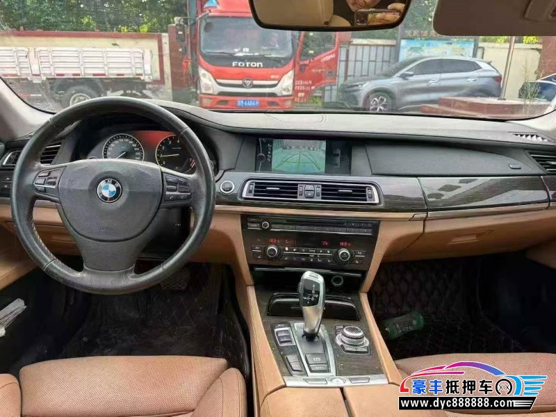 12年宝马7系轿车抵押车出售
