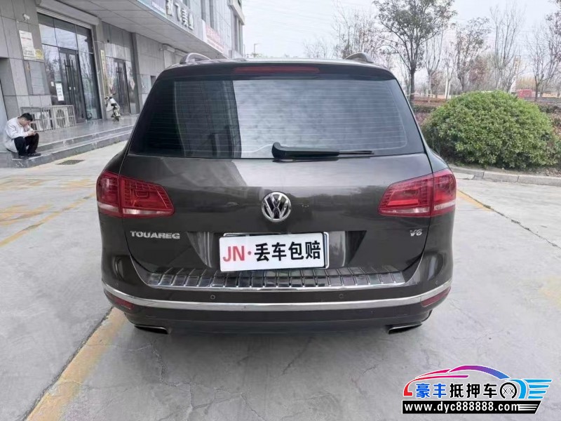 17年大众途锐轿车抵押车出售