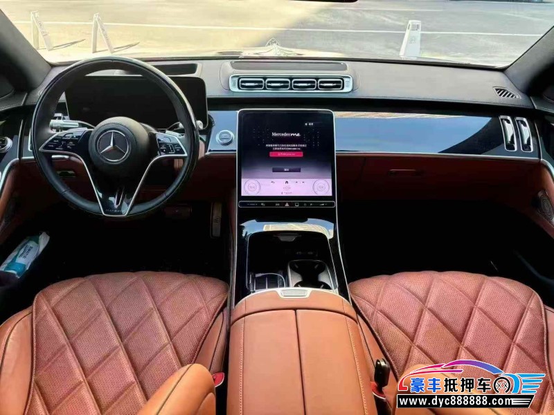 23年奔驰迈巴赫S级轿车抵押车出售