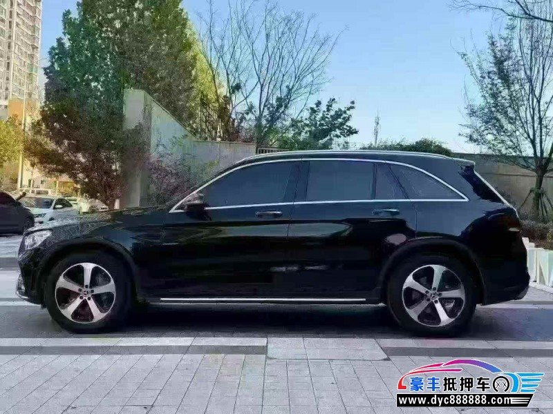 22年奔驰GLC轿车抵押车出售