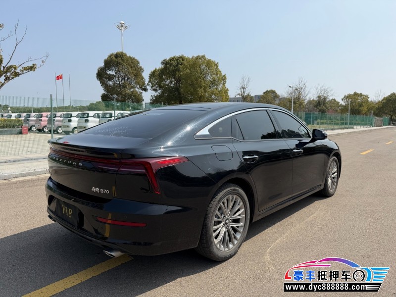 24年奔腾B70轿车抵押车出售