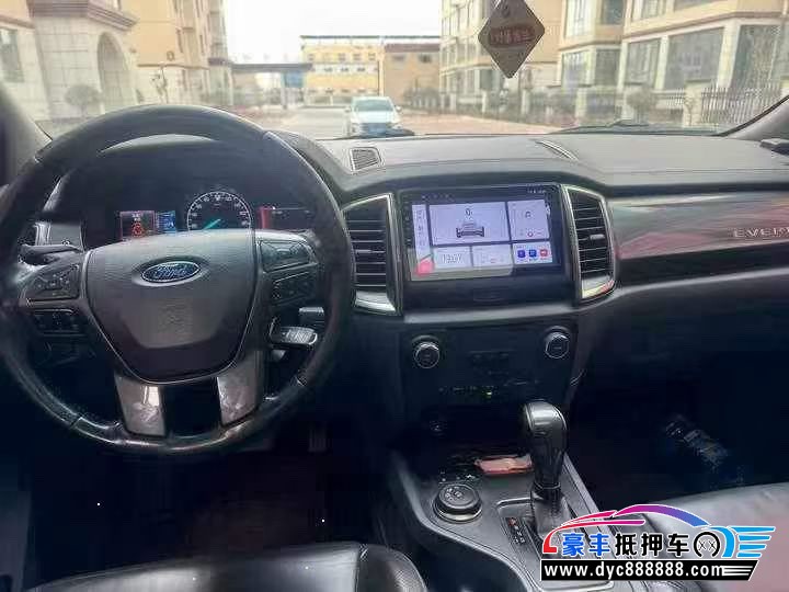 18年福特撼路者SUV抵押车出售