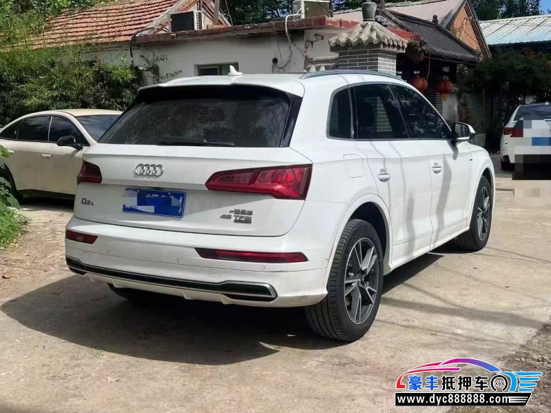 20年奥迪Q5轿车抵押车出售