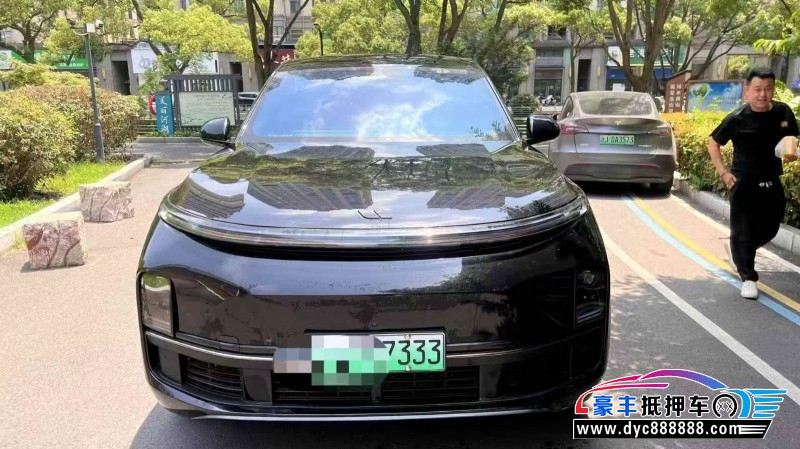 24年理想L9轿车抵押车出售