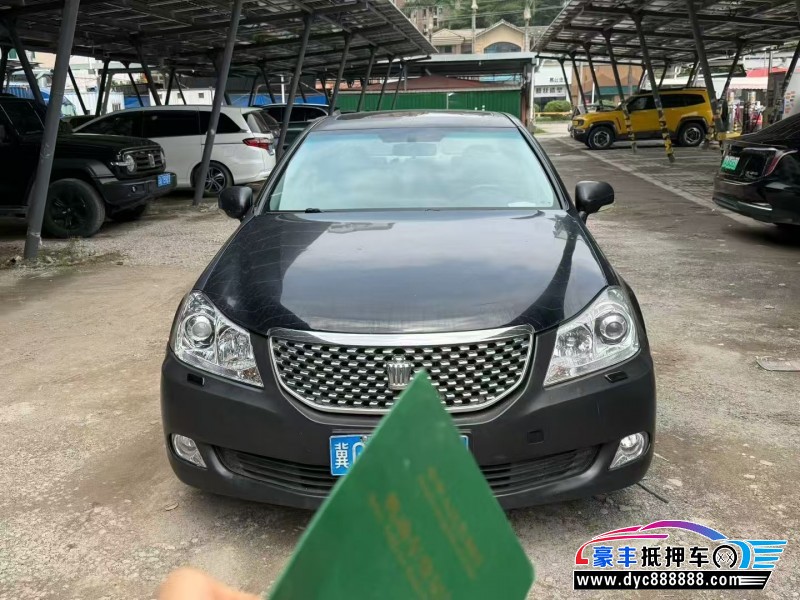 抵押车出售12年丰田皇冠轿车