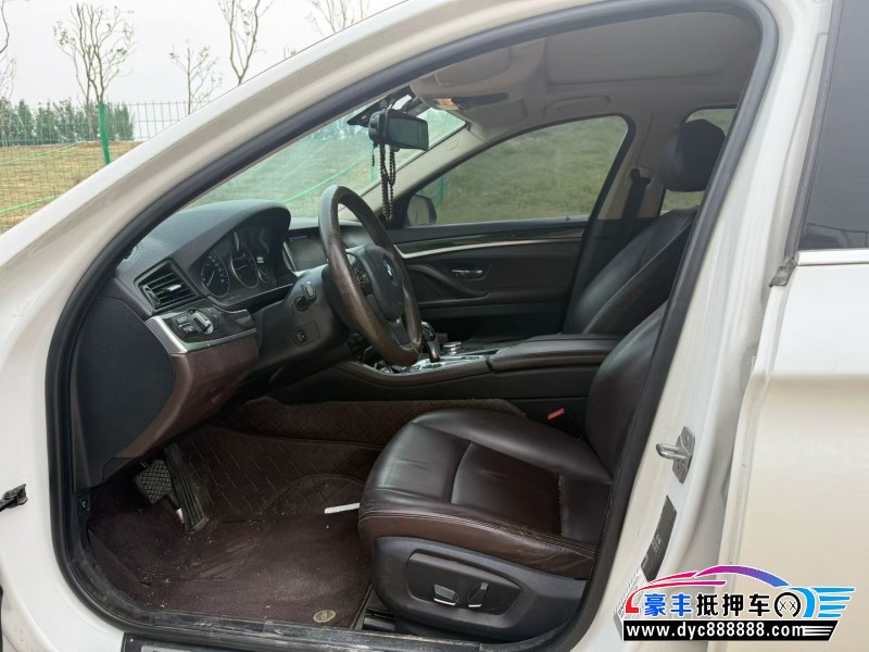 16年宝马5系轿车抵押车出售