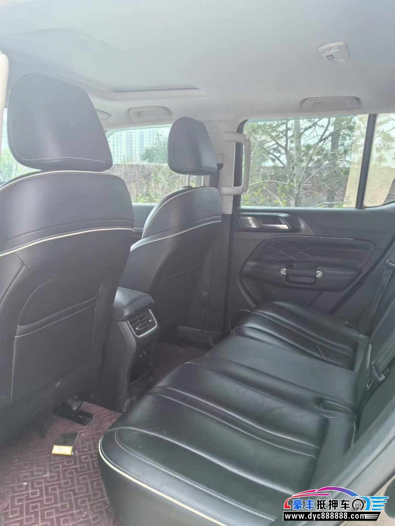 22年WEY坦克300轿车抵押车出售