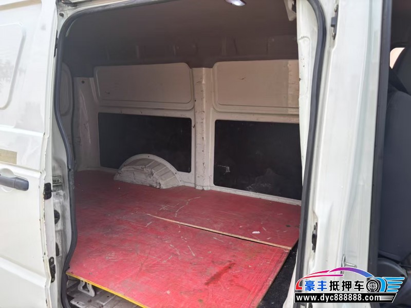 23年东风御风轿车抵押车出售