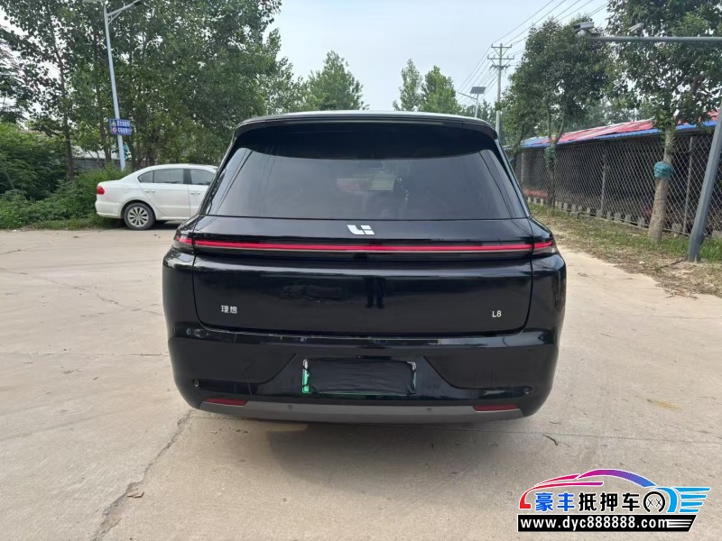 24年理想L8轿车抵押车出售