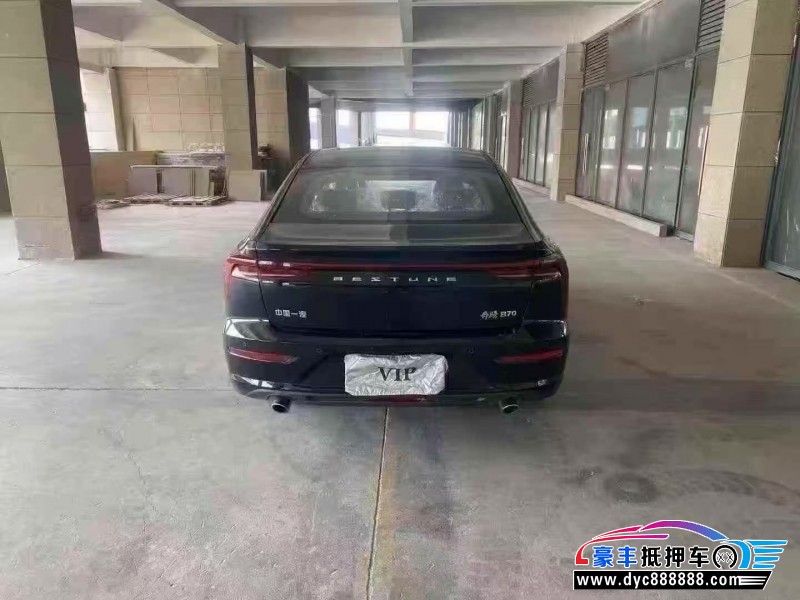 26年奔腾B70轿车抵押车出售