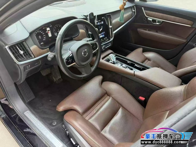 21年沃尔沃S90轿车抵押车出售