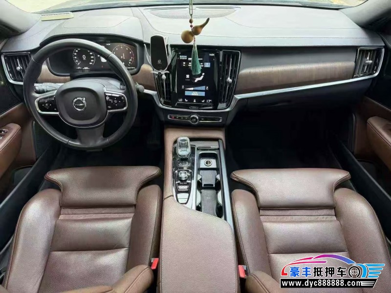 21年沃尔沃S90轿车抵押车出售