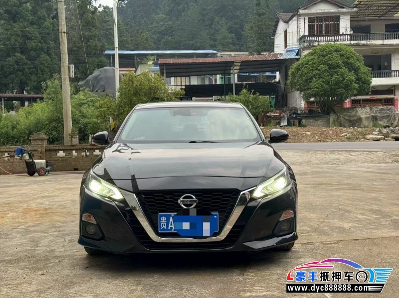 21年日产天籁轿车抵押车出售