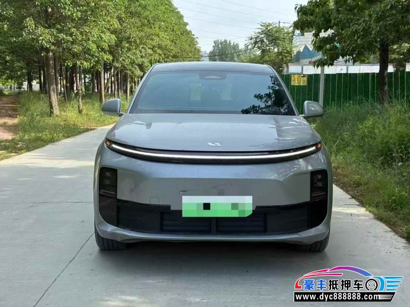 24年理想L6轿车抵押车出售