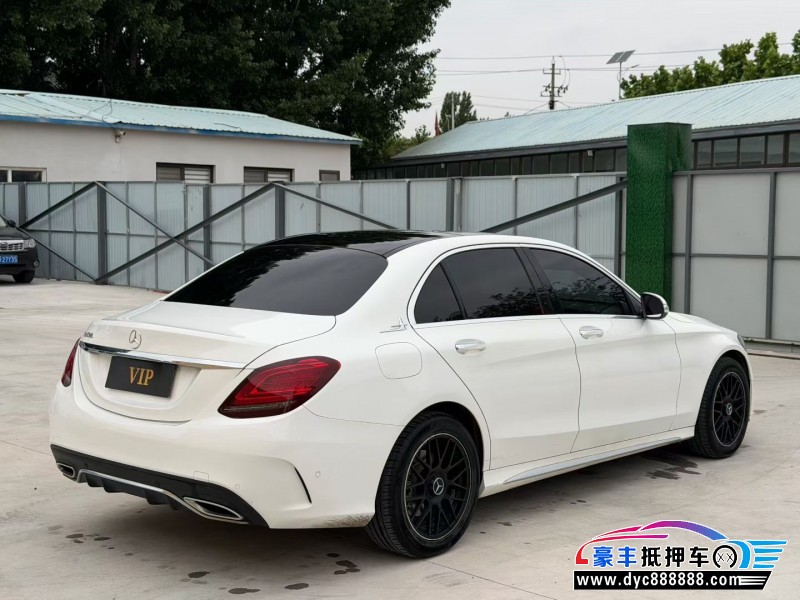 21年奔驰C轿车抵押车出售
