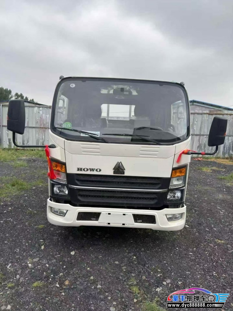26年重汽豪沃轿车抵押车出售