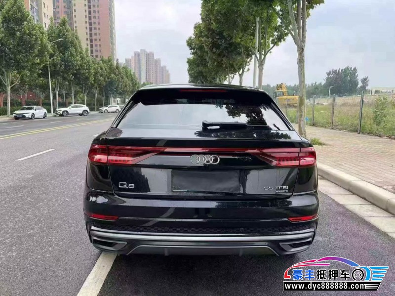 20年奥迪A8L轿车抵押车出售