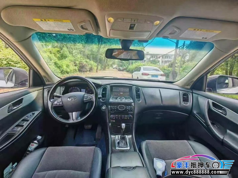 16年英菲尼迪QX50轿车抵押车出售