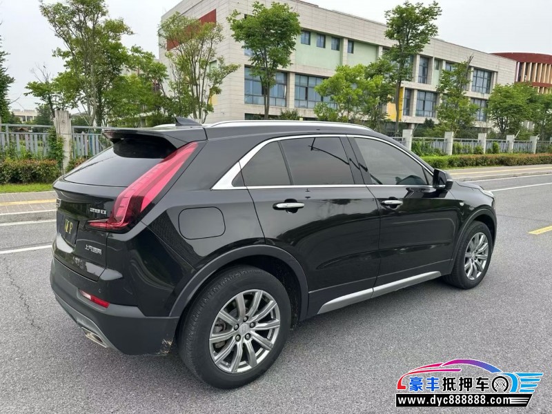21年凯迪拉克XT4轿车抵押车出售