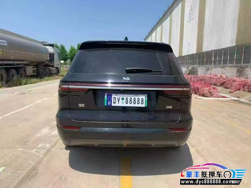 22年理想ONE轿车抵押车出售