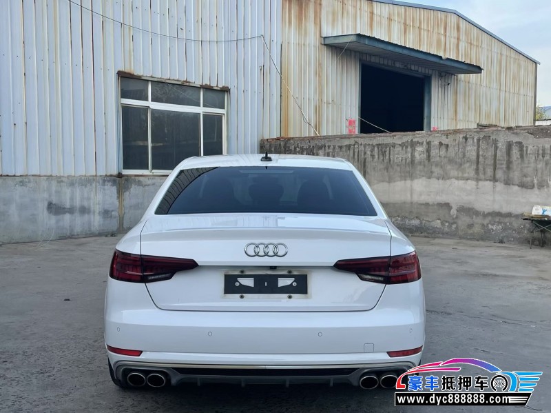 18年奥迪A4L轿车抵押车出售