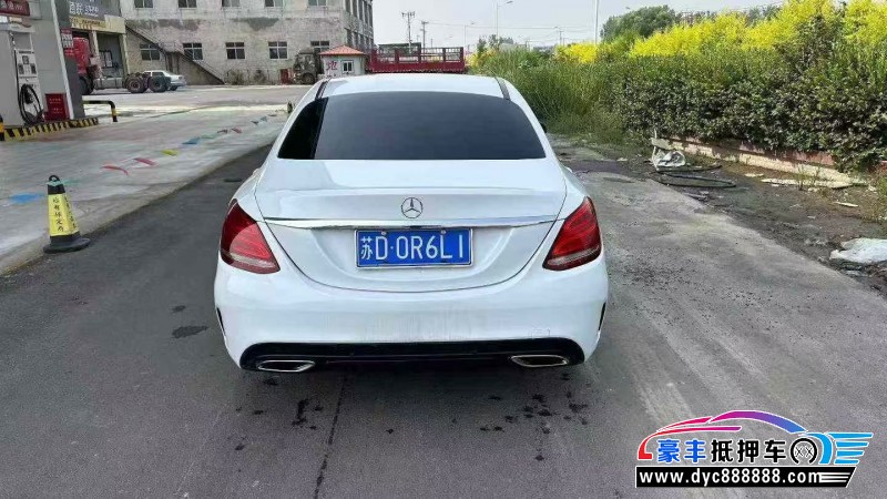 18年奔驰C轿车抵押车出售