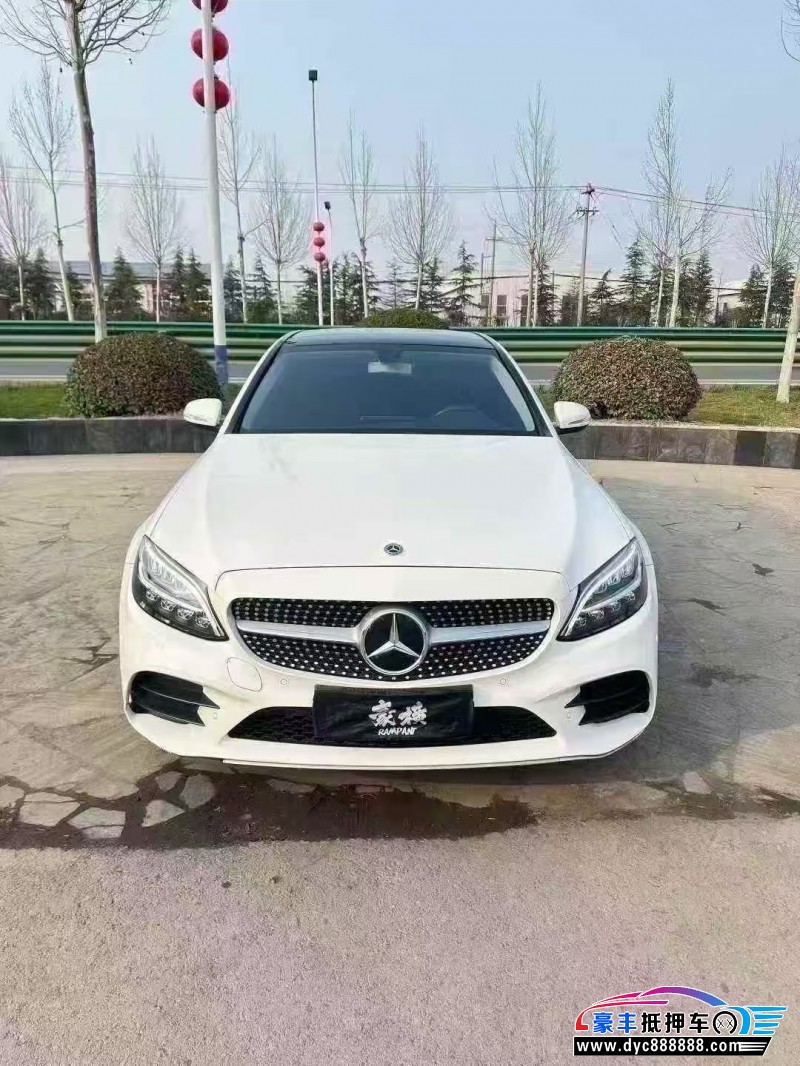 20年奔驰C轿车抵押车出售