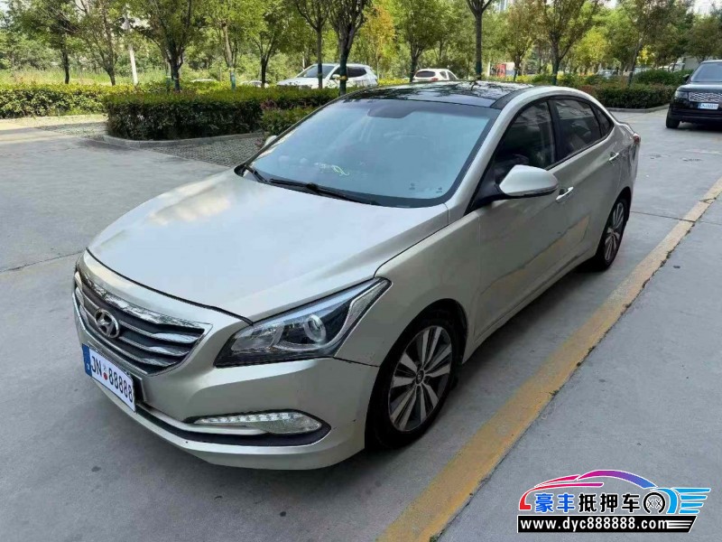 16年现代名图轿车抵押车出售