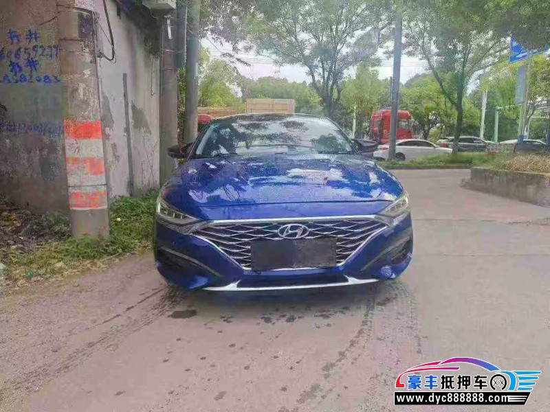 19年现代菲斯塔轿车抵押车出售