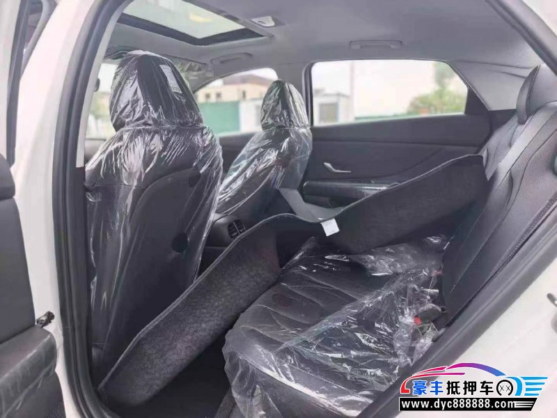 26年现代伊兰特轿车抵押车出售