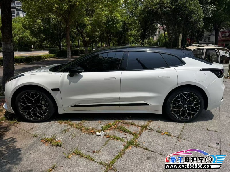 24年极氪001轿车抵押车出售