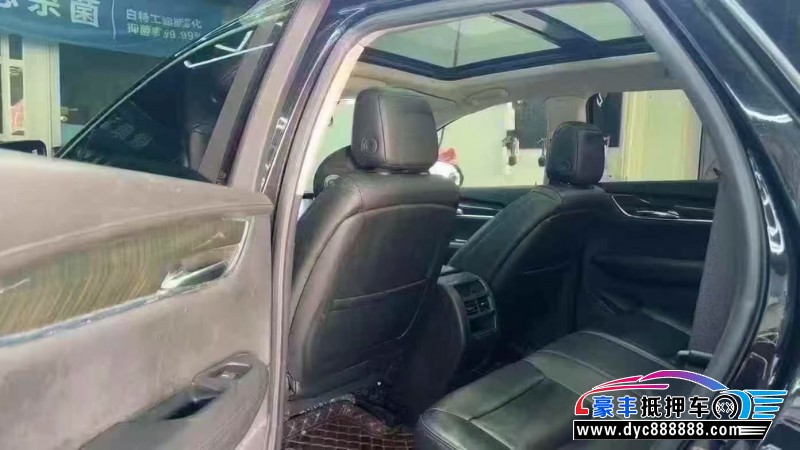16年凯迪拉克XT5轿车抵押车出售