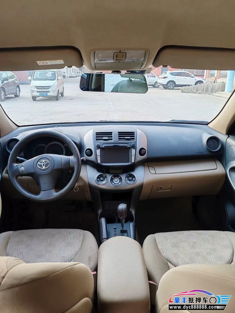 13年丰田RAV4轿车抵押车出售