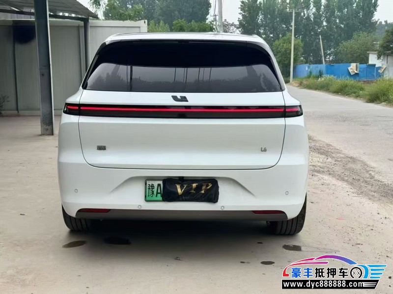 25年理想L6MPV抵押车出售