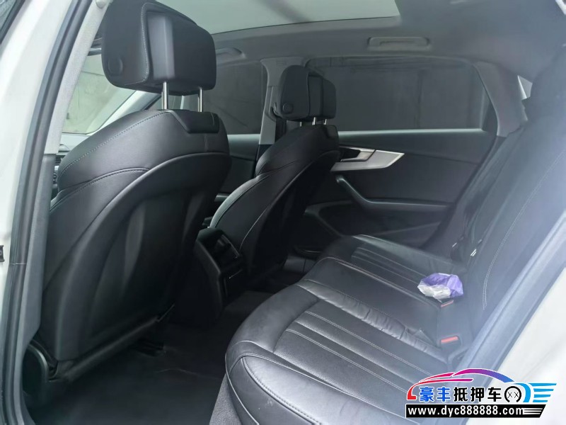 20年奥迪A4L轿车抵押车出售