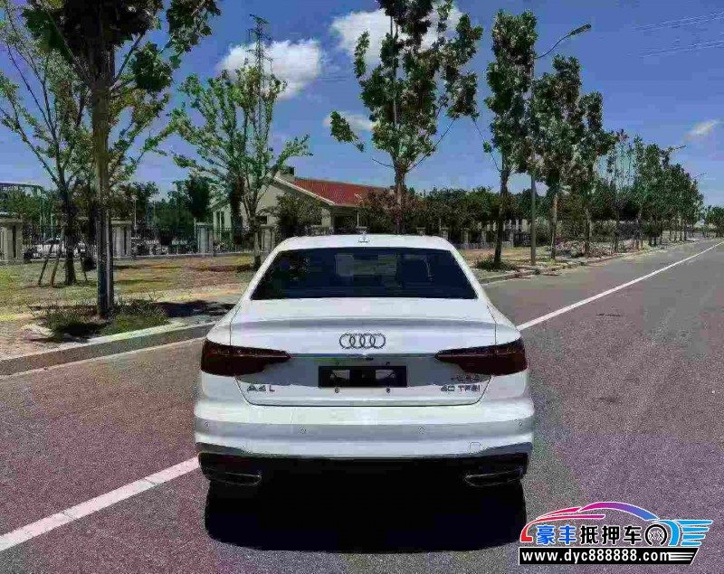 23年奥迪A4L轿车抵押车出售