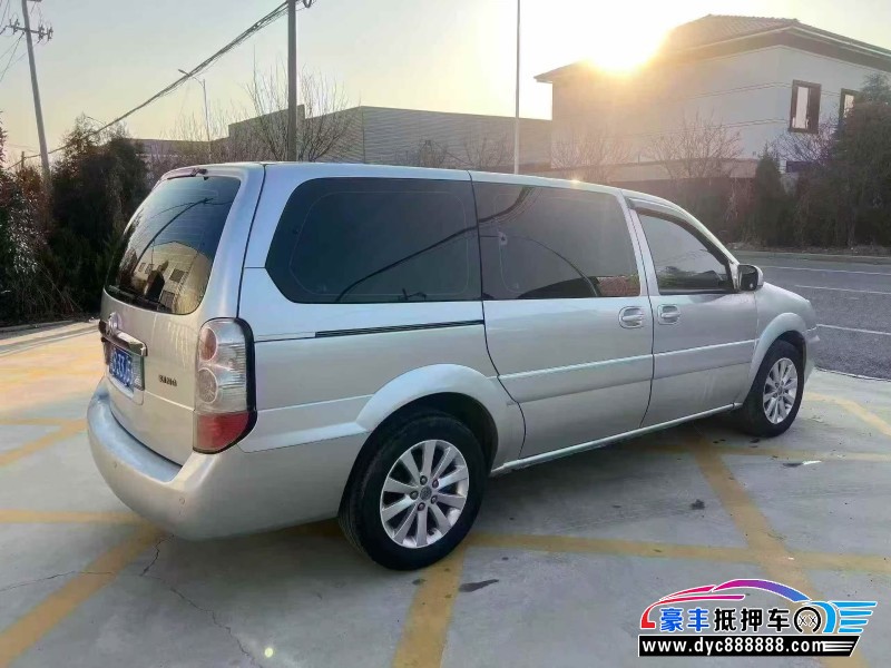 14年别克GL8轿车抵押车出售