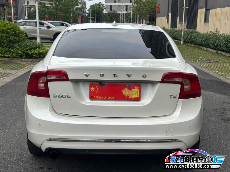 17年沃尔沃S60轿车抵押车出售