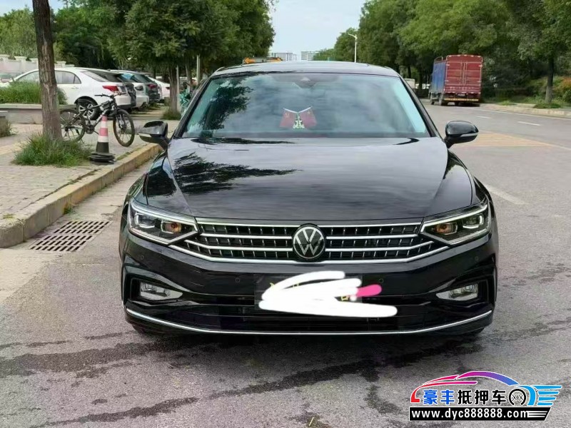 25年大众迈腾轿车抵押车出售