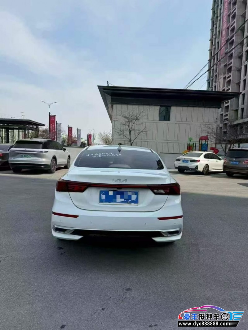 22年起亚K3轿车抵押车出售
