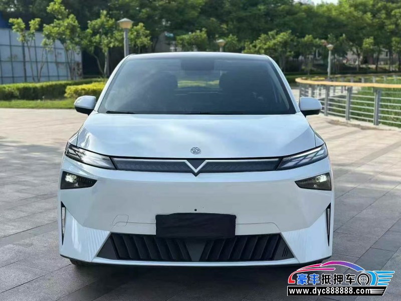 抵押车出售24年启辰VX60轿车
