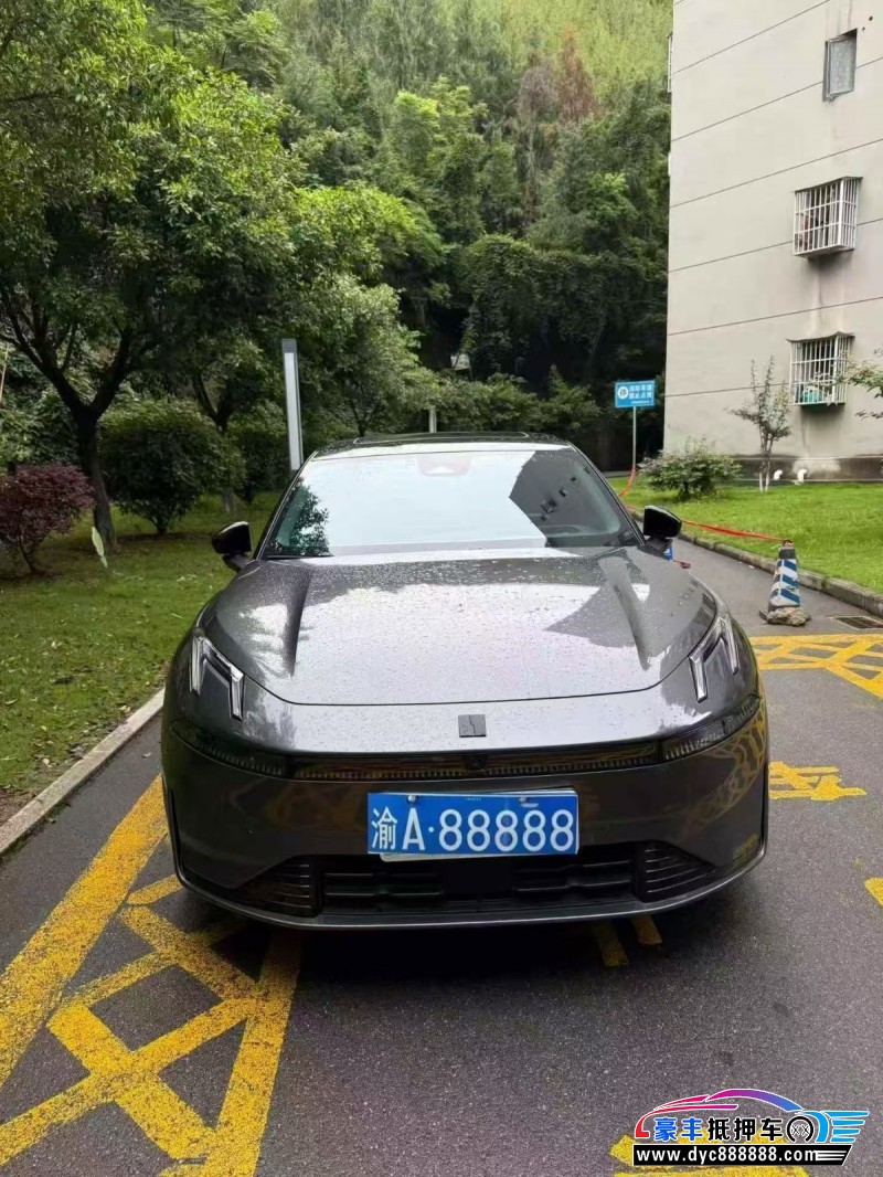 抵押车出售24年领克07轿车