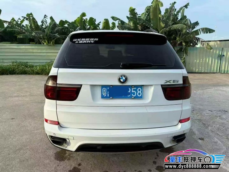 13年宝马X5轿车抵押车出售