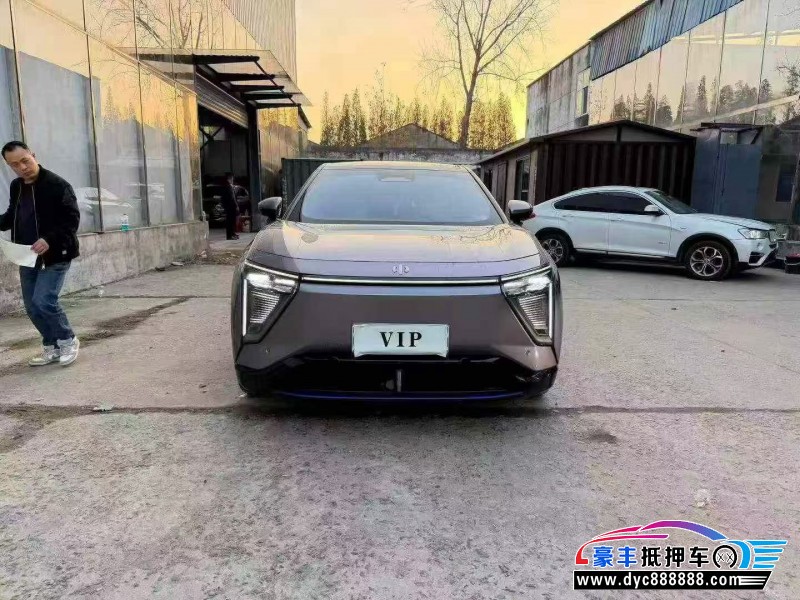 抵押车出售25年高合hiphiX轿车