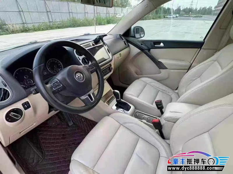 12年大众途观轿车抵押车出售