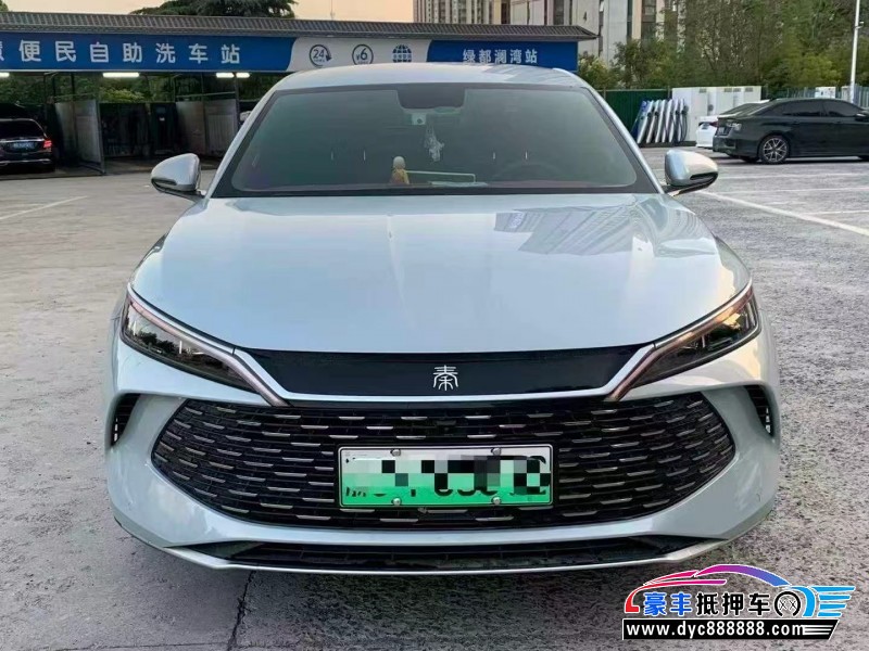 抵押车出售24年比亚迪秦轿车