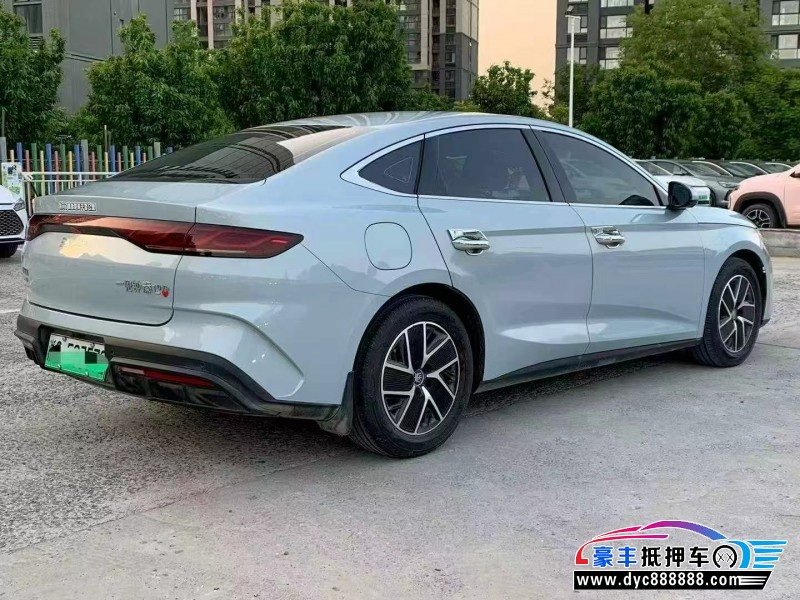 24年比亚迪秦轿车抵押车出售