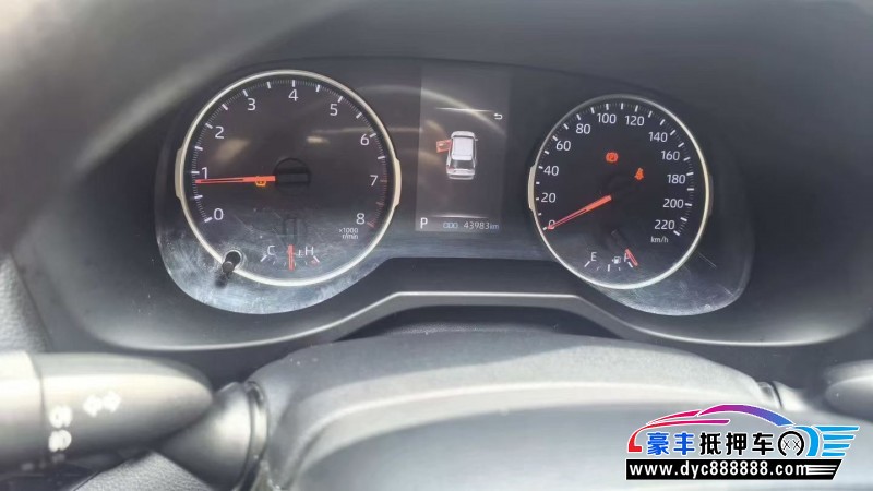 20年丰田RAV4轿车抵押车出售