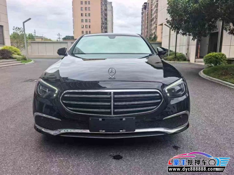 22年奔驰E轿车抵押车出售